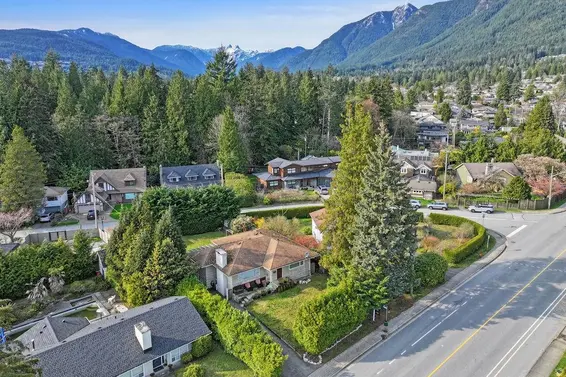 3955 Highland Boulevard, North Vancouver For Sale - image 26
