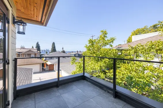 261 West 6th Street, North Vancouver For Sale - image 9