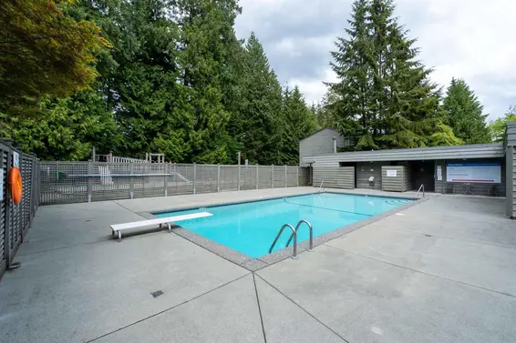48 1910 Cedar Village Crescent, North Vancouver For Sale - image 36
