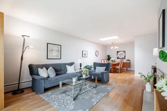 301 141 East 18th Street, North Vancouver For Sale - image 3