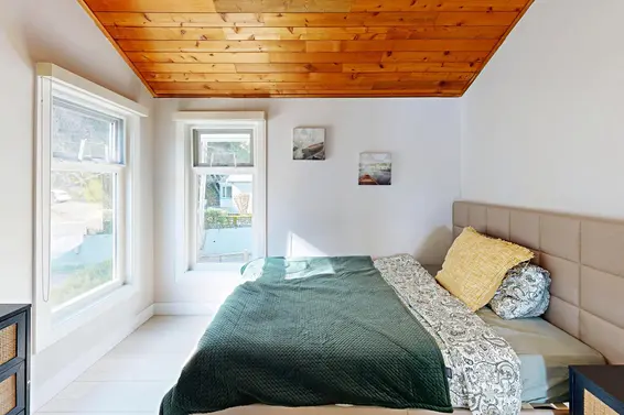 4545 Strathcona Road, North Vancouver For Sale - image 15