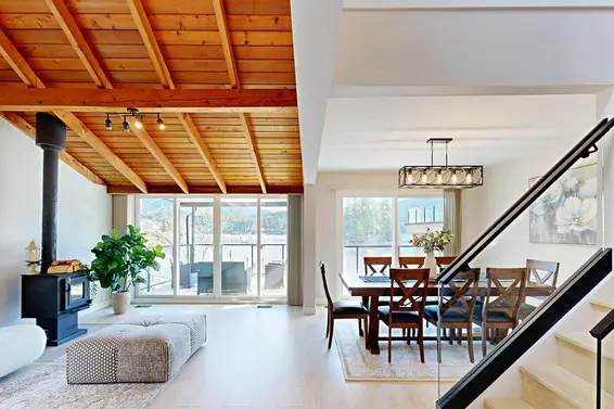 4545 Strathcona Road, North Vancouver For Sale - image 3