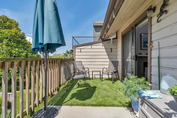 438-440 West Keith Road, North Vancouver For Sale - image 11