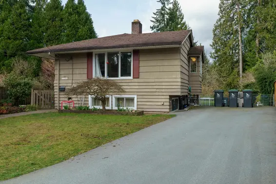 1298 Brantwood Road, North Vancouver