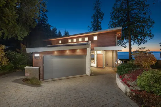 6780 Batchelor Bay Place, West Vancouver For Sale - image 1