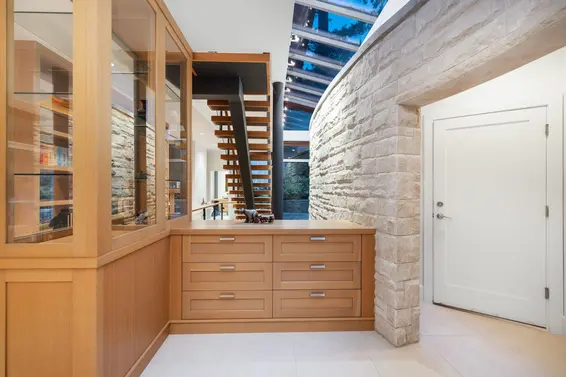 6780 Batchelor Bay Place, West Vancouver For Sale - image 15