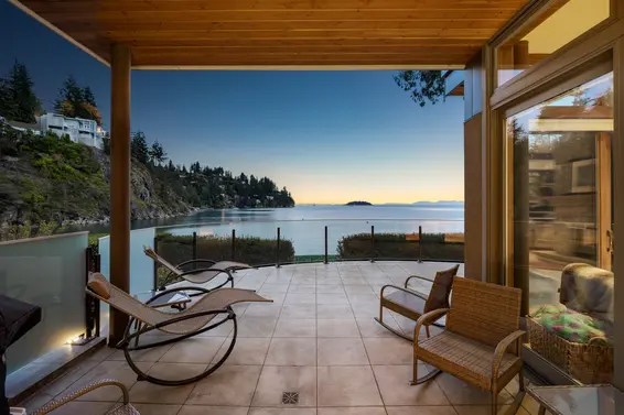 6780 Batchelor Bay Place, West Vancouver For Sale - image 8