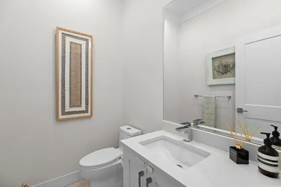 215 East 22nd Street, North Vancouver For Sale - image 12