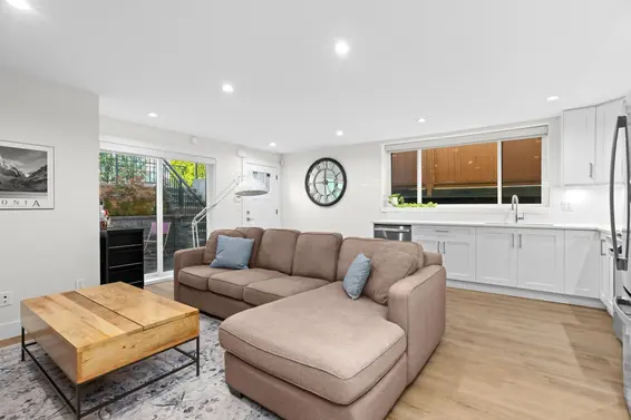 215 East 22nd Street, North Vancouver For Sale - image 21