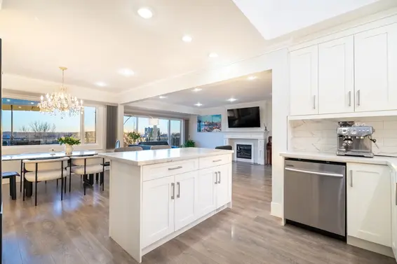 1275 West Keith Road, North Vancouver For Sale - image 11