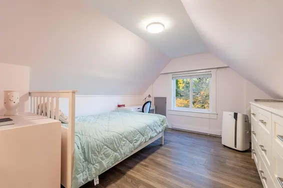 1275 West Keith Road, North Vancouver For Sale - image 21