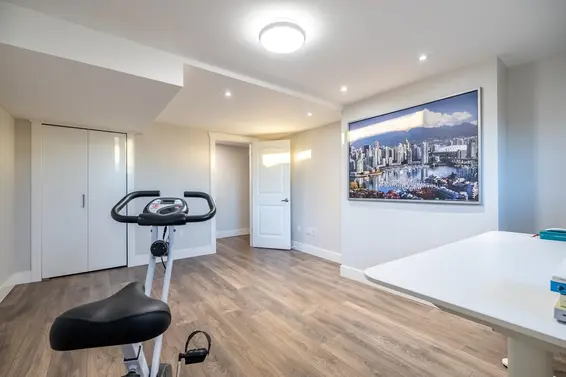 1275 West Keith Road, North Vancouver For Sale - image 26