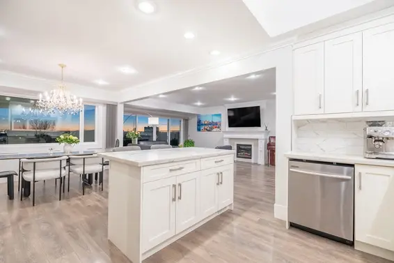 1275 West Keith Road, North Vancouver For Sale - image 31