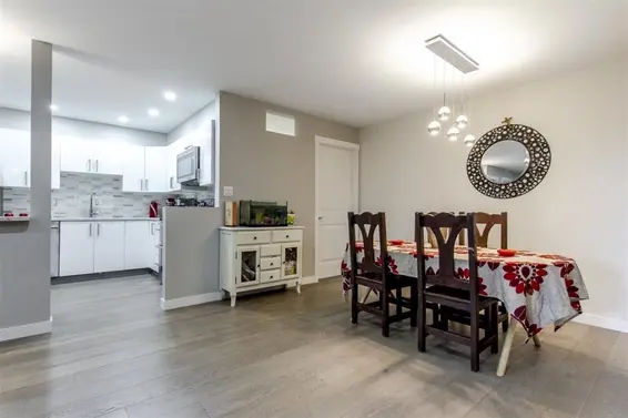 2105 33 Chesterfield Place, North Vancouver For Sale - image 8