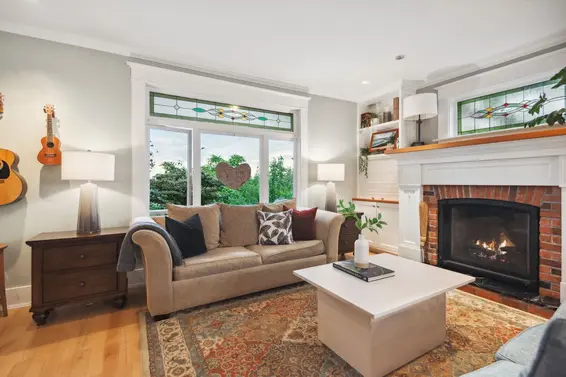 346 East 5th Street, North Vancouver For Sale - image 9