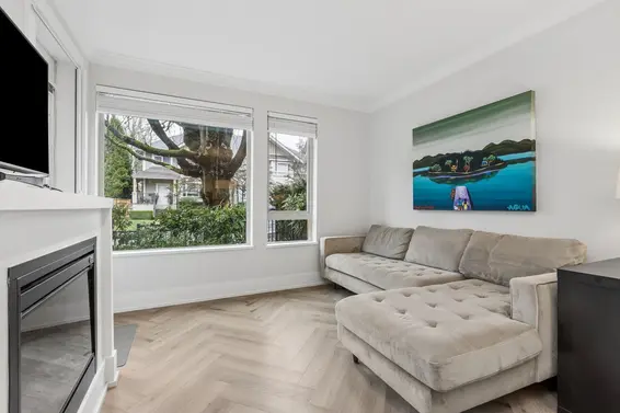 107 159 West 22nd Street, North Vancouver For Sale - image 4