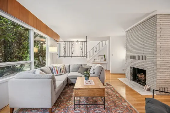 2174 Hoskins Road, North Vancouver For Sale - image 3
