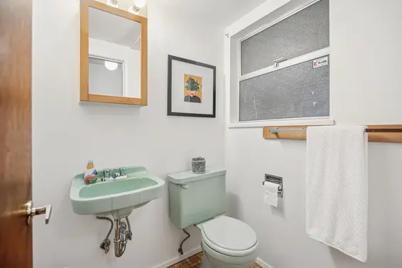 2174 Hoskins Road, North Vancouver For Sale - image 34