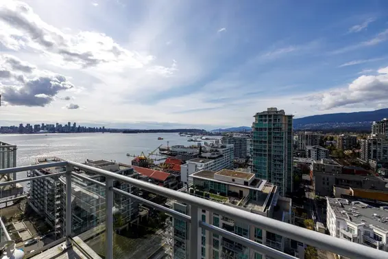 2107 188 East Esplanade Street, North Vancouver For Sale - image 25