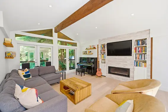 5222 Sarita Avenue, North Vancouver For Sale - image 8