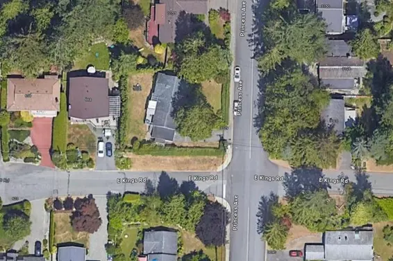 3129 Princess Avenue, North Vancouver For Sale - image 27