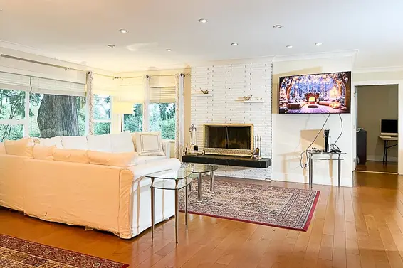 3129 Princess Avenue, North Vancouver For Sale - image 3