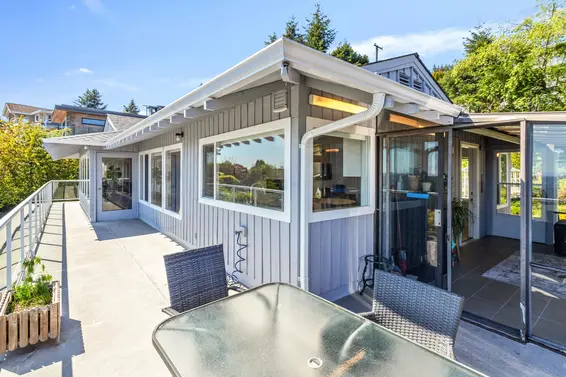 1111 Gilston Road, West Vancouver For Sale - image 20