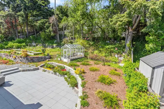1111 Gilston Road, West Vancouver For Sale - image 27