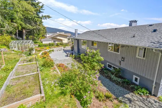 1111 Gilston Road, West Vancouver For Sale - image 29