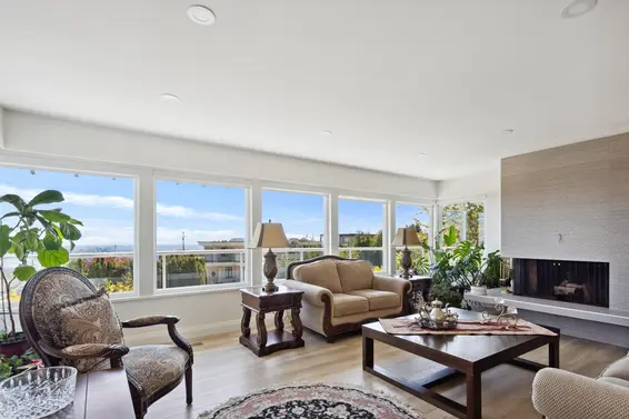 1111 Gilston Road, West Vancouver For Sale - image 32