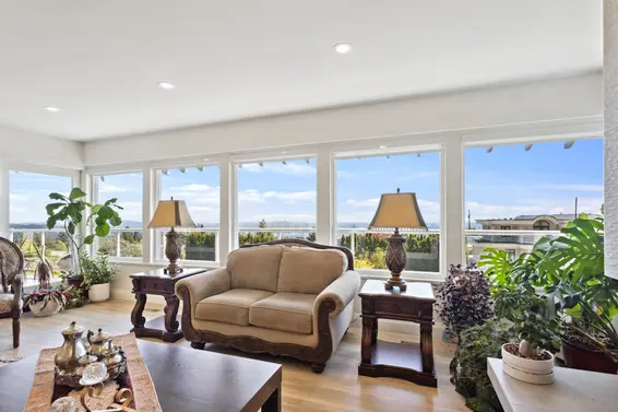 1111 Gilston Road, West Vancouver For Sale - image 33