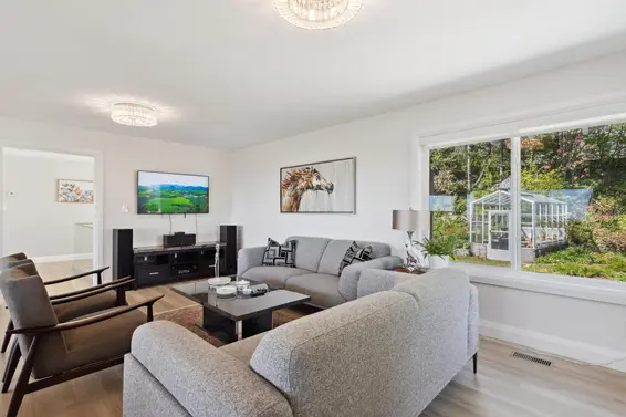 1111 Gilston Road, West Vancouver For Sale - image 5