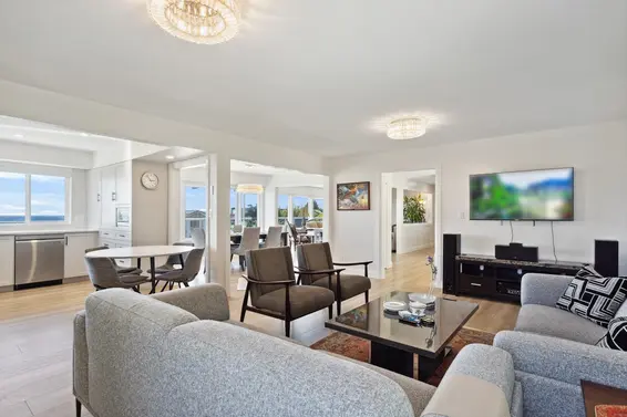 1111 Gilston Road, West Vancouver For Sale - image 6