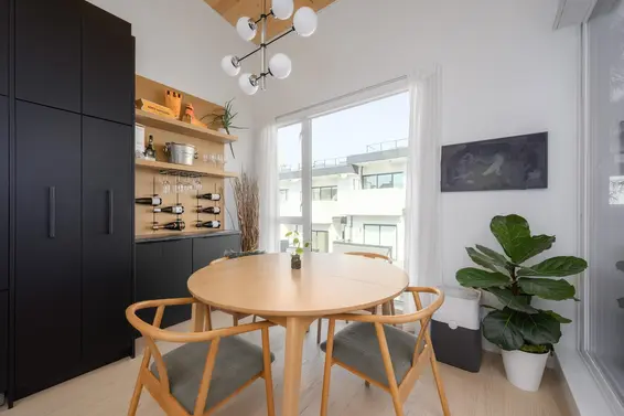 204 650 East 2nd Street, North Vancouver For Sale - image 11