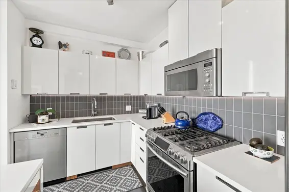 1803 151 West 2nd Street, North Vancouver For Sale - image 11