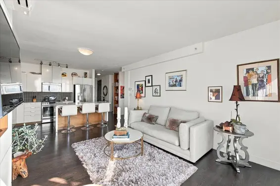 1803 151 West 2nd Street, North Vancouver For Sale - image 4