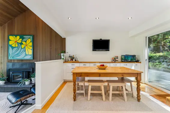 385 Oceanview Road, Lions Bay For Sale - image 11