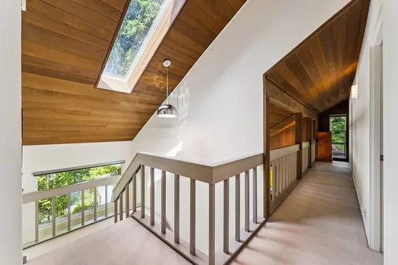 385 Oceanview Road, Lions Bay For Sale - image 21