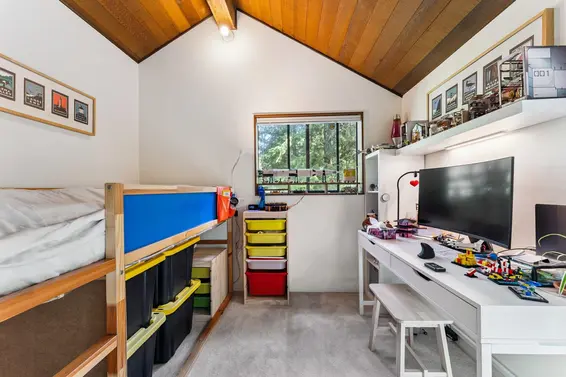 385 Oceanview Road, Lions Bay For Sale - image 30