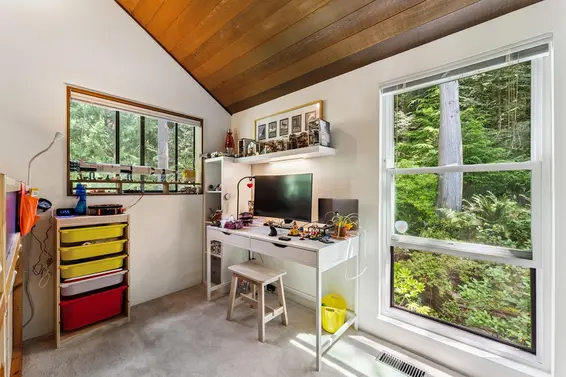 385 Oceanview Road, Lions Bay For Sale - image 31