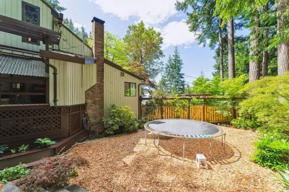 385 Oceanview Road, Lions Bay For Sale - image 33