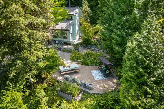 385 Oceanview Road, Lions Bay For Sale - image 36