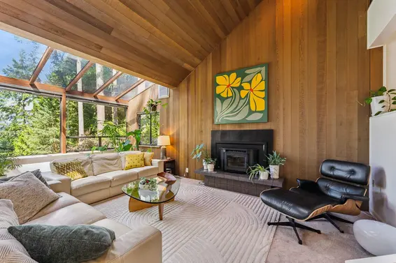385 Oceanview Road, Lions Bay For Sale - image 6