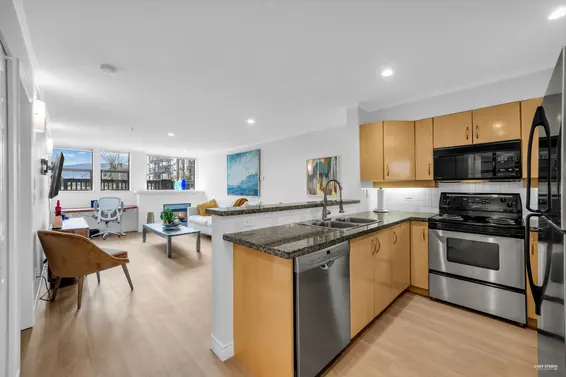 207 305 Lonsdale Avenue, North Vancouver For Sale - image 15