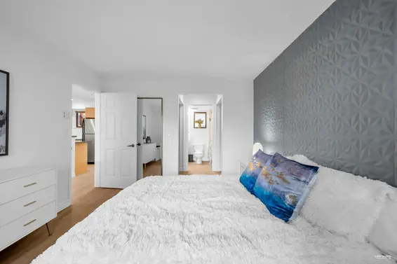 207 305 Lonsdale Avenue, North Vancouver For Sale - image 18