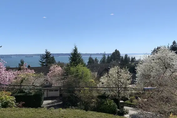 3475 Mathers Avenue, West Vancouver