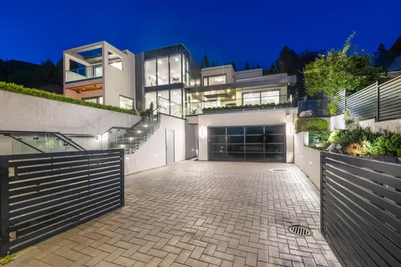 392 Ventura Crescent, North Vancouver For Sale - image 14