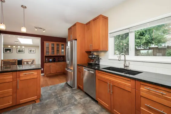 2175 Greylynn Crescent, North Vancouver For Sale - image 10