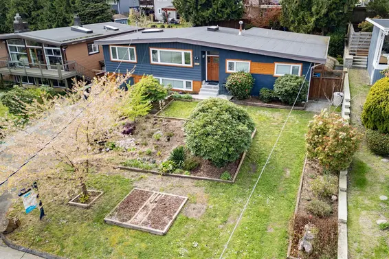 2175 Greylynn Crescent, North Vancouver For Sale - image 3