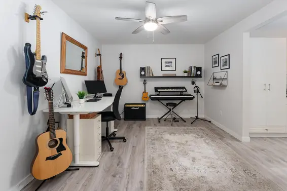 212 3690 Banff Court, North Vancouver For Sale - image 19